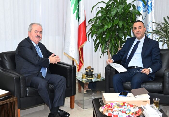 النائب أشرف بيضون يبحث مع وزير المال تأمين اعتمادات تثبيت متعاقدي التعليم المهني والتقني