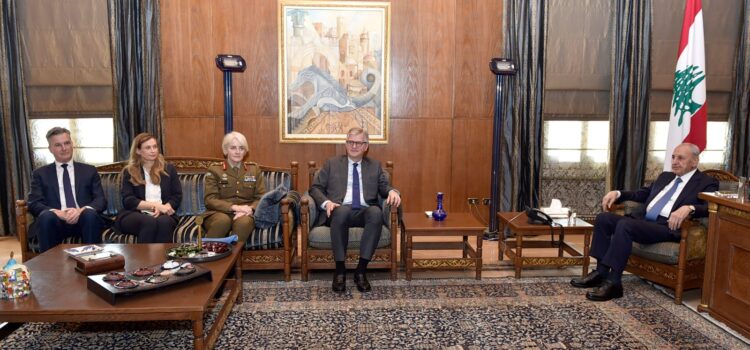 الرئيس بري تابع الاوضاع في لبنان والمنطقة خلال لقائه وكيل الأمين العام للأمم المتحدة لعمليات السلام جان بيار لاكروا، واستقبل حاكم مصرف لبنان، والوزير السابق جهاد ازعور