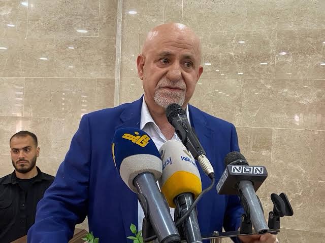 قبلان يتفقد مواقع الاستهداف في المنارة وعين التينة: العدوان لن يكسر إرادة الناس
