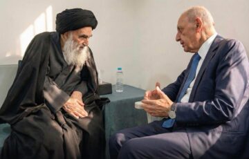 الرئيس نبيه بري يبرق لسماحة المرجع الاعلى آية الله السيد علي السيستاني معزياً بوفاة شقيقه آية الله السيد هادي السيستاني .