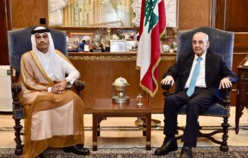 الرئيس نبيه بري استقبل رئيس مجلس الوزراء وزير الخارجية القطري الشيخ محمد بن عبد الرحمن بن جاسم آل ثاني والوفد المرافق ، والسفير المصري الجديد لدى لبنان ، وتابع الاوضاع العامة وشؤون المؤسسة العسكرية خلال لقائه قائد الجيش العماد رودولف هيكل .