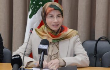 عناية عز الدين تدعو إلى إعلام يحمي حقوق الأطفال ويمنع استغلالهم والإساءة اليهم ويوثّق الجرائم الإسرائيلية بحقهم